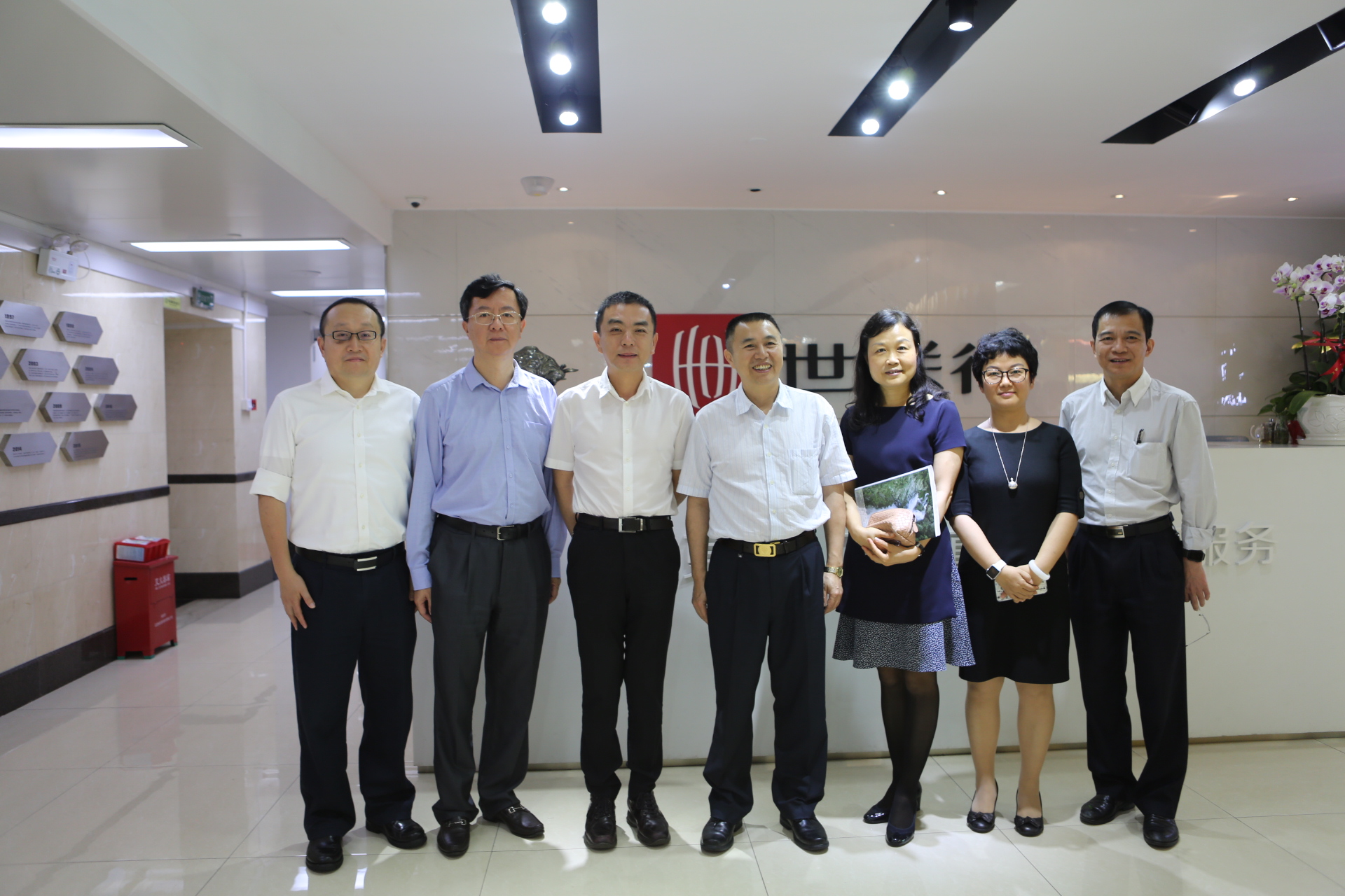 PG电子·仿照器(试玩游戏)官方网站